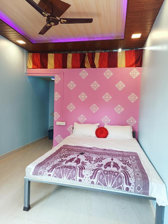 Shree Nivas Home Stay Srīvardhan المظهر الخارجي الصورة