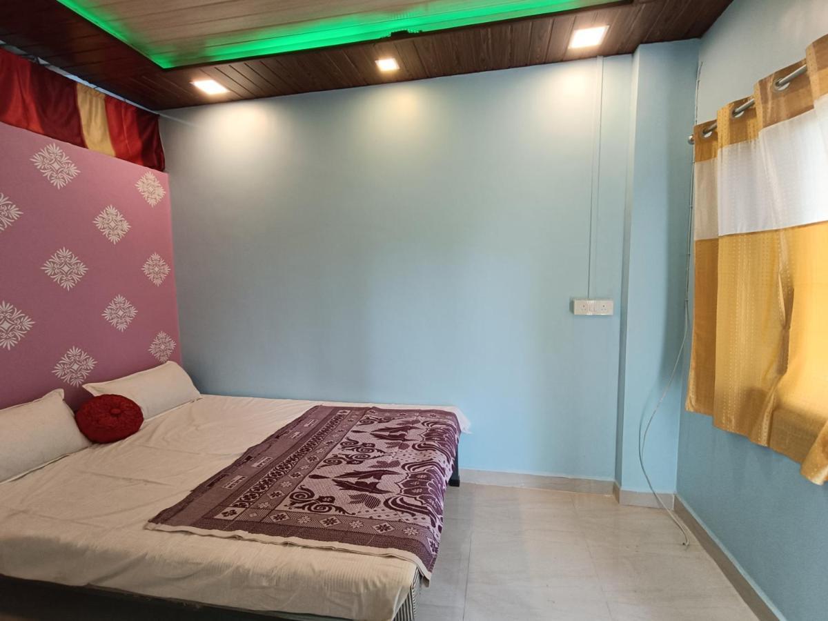 Shree Nivas Home Stay Srīvardhan المظهر الخارجي الصورة
